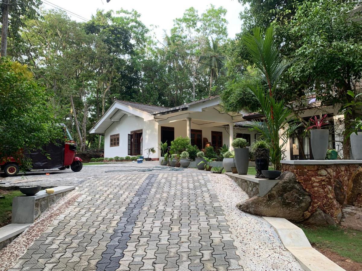 Center Point Villa Unawatuna Exterior foto